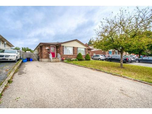 272 Bakersfield Drive, Cambridge, ON 