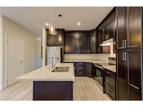 61 Turner Avenue Avenue, Kitchener, ON - Indoor Photo Showing Kitchen With Double Sink With Upgraded Kitchen