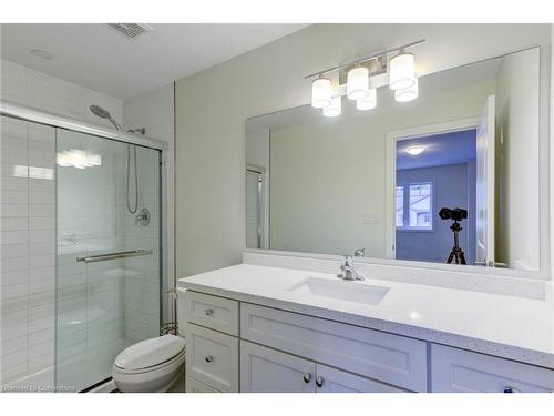 61 Turner Avenue Avenue, Kitchener, ON - Indoor Photo Showing Bathroom