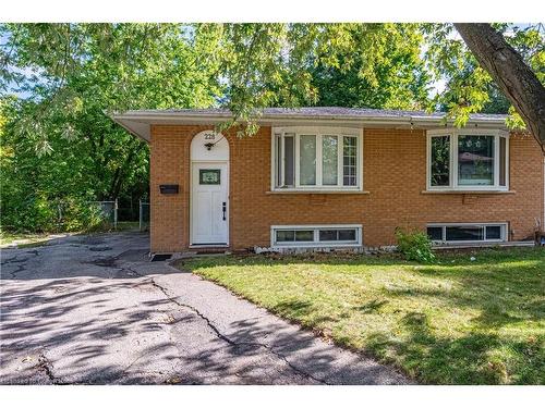 228 Ingleside Place, Kitchener, ON - Outdoor