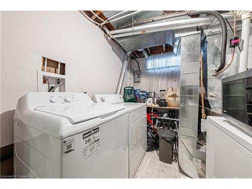 228 Ingleside Place, Kitchener, ON - Indoor Photo Showing Laundry Room