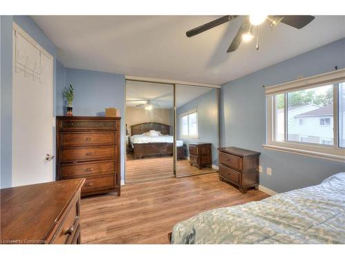 46-51 Paulander Drive, Kitchener, ON - Indoor Photo Showing Bedroom