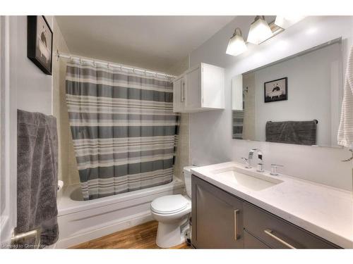 46-51 Paulander Drive, Kitchener, ON - Indoor Photo Showing Bathroom