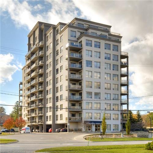 310-539 Belmont Avenue W, Kitchener, ON - Outdoor With Facade