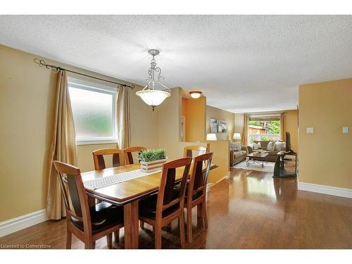 66 Carter Crescent, Cambridge, ON - Indoor Photo Showing Dining Room