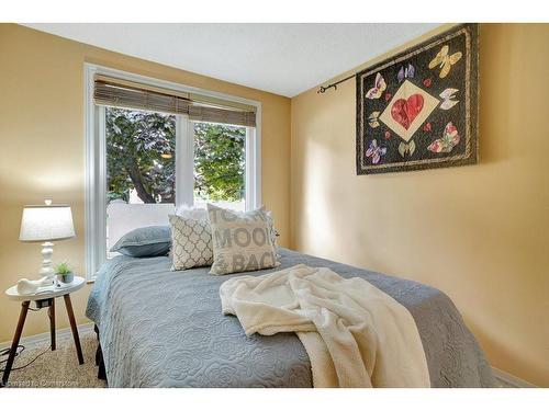 66 Carter Crescent, Cambridge, ON - Indoor Photo Showing Bedroom