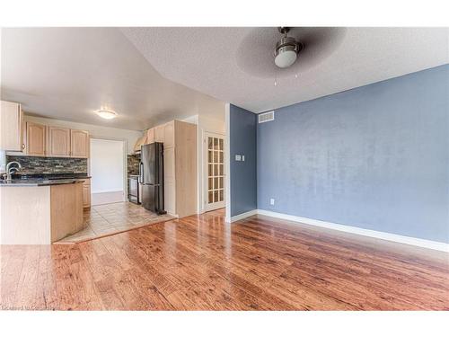 526 Westfield Drive, Waterloo, ON - Indoor Photo Showing Kitchen