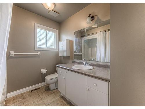 526 Westfield Drive, Waterloo, ON - Indoor Photo Showing Bathroom