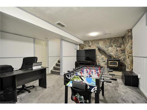 7 Wycliffe Place, Kitchener, ON - Indoor With Fireplace