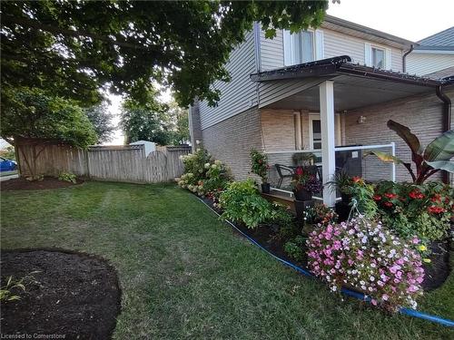 7 Wycliffe Place, Kitchener, ON - Outdoor