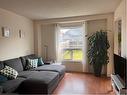 619 South Haven Drive, Waterloo, ON  - Indoor Photo Showing Living Room 