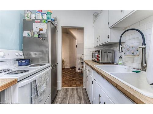 111-113 Joseph Street, Kitchener, ON - Indoor Photo Showing Kitchen