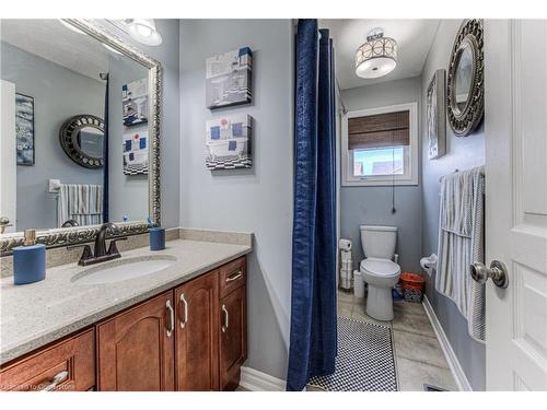 158 Harding Street, Kitchener, ON - Indoor Photo Showing Bathroom