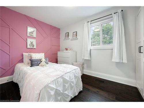 101 Kenpark Avenue, Brampton, ON - Indoor Photo Showing Bedroom