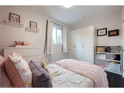 101 Kenpark Avenue, Brampton, ON - Indoor Photo Showing Bedroom