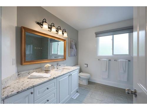 101 Kenpark Avenue, Brampton, ON - Indoor Photo Showing Bathroom