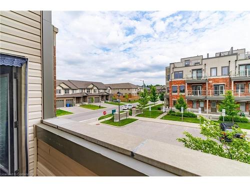 25-39 Kay Crescent, Guelph, ON - Outdoor