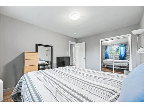 20 Lambert Place, Kitchener, ON - Indoor Photo Showing Bedroom