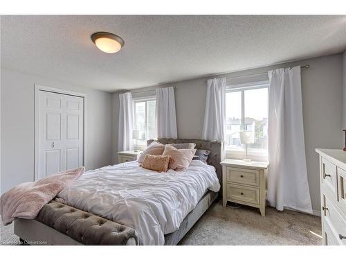 10 Camrose Court, Kitchener, ON - Indoor Photo Showing Bedroom