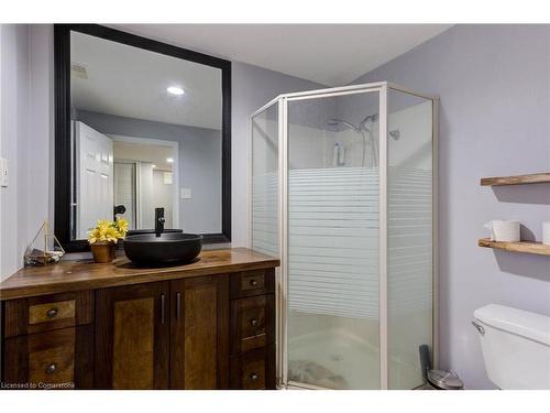 10 Camrose Court, Kitchener, ON - Indoor Photo Showing Bathroom