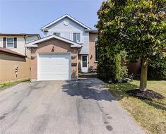 10 Camrose Court  Kitchener, ON N2M 5J4