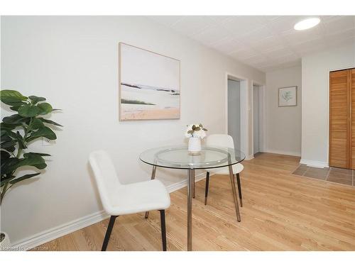 B-557 Brookhaven Crescent, Waterloo, ON - Indoor Photo Showing Dining Room