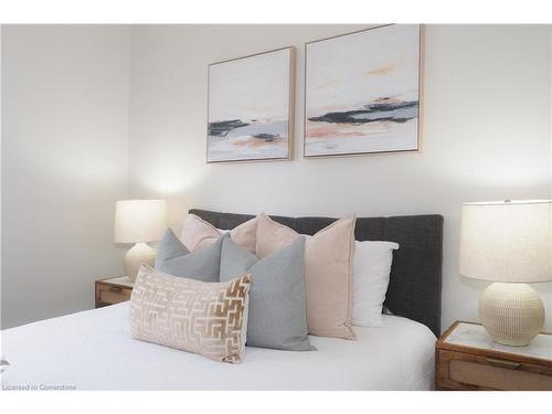 B-557 Brookhaven Crescent, Waterloo, ON - Indoor Photo Showing Bedroom