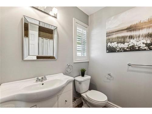 1188 Sheffield Road, Hamilton, ON - Indoor Photo Showing Bathroom