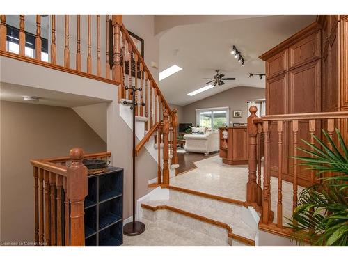 323 Pastern Trail, Waterloo, ON - Indoor Photo Showing Other Room