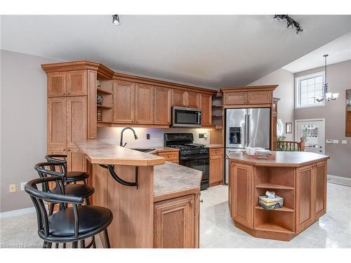 323 Pastern Trail, Waterloo, ON - Indoor Photo Showing Kitchen