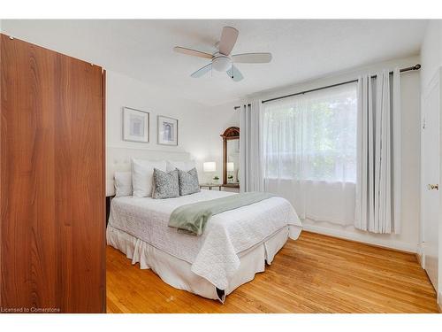 142 Lane Street, Guelph, ON - Indoor Photo Showing Bedroom