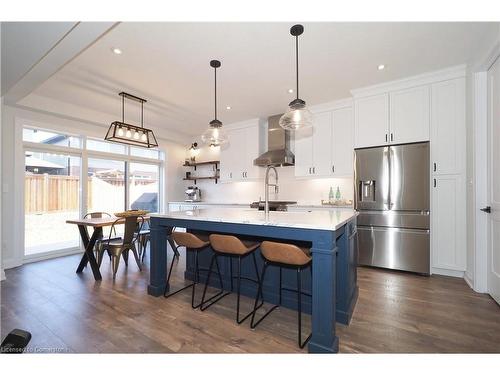 258 Sedgewood Street, Kitchener, ON - Indoor Photo Showing Kitchen With Upgraded Kitchen