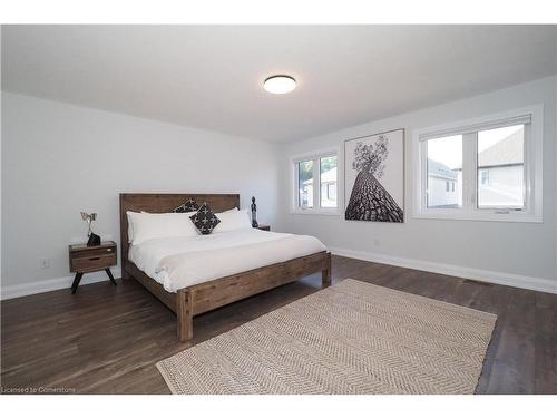 258 Sedgewood Street, Kitchener, ON - Indoor Photo Showing Bedroom