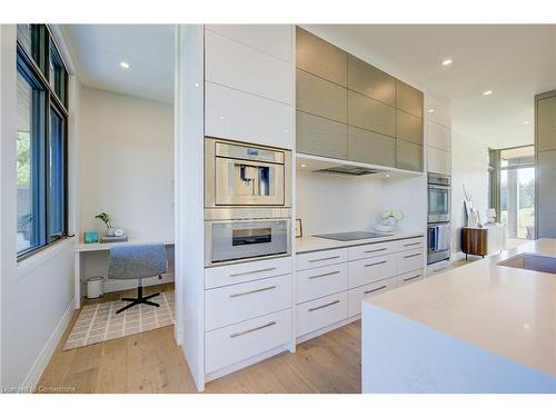 1826 Moser Young Road, Wellesley, ON - Indoor Photo Showing Kitchen With Upgraded Kitchen