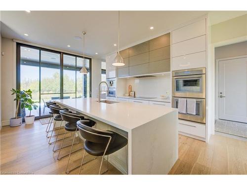 1826 Moser Young Road, Wellesley, ON - Indoor Photo Showing Kitchen With Upgraded Kitchen