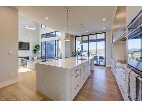 1826 Moser Young Road, Wellesley, ON - Indoor Photo Showing Kitchen With Upgraded Kitchen