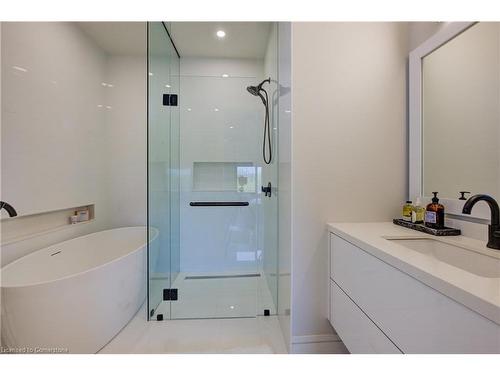 1826 Moser Young Road, Wellesley, ON - Indoor Photo Showing Bathroom