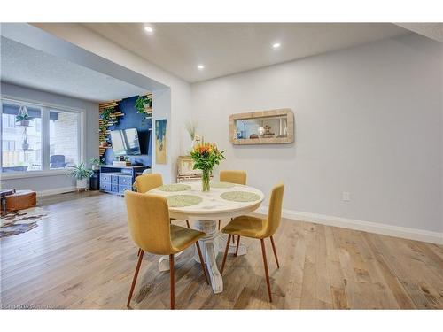 15 Rea Dr, Fergus, ON - Indoor Photo Showing Dining Room