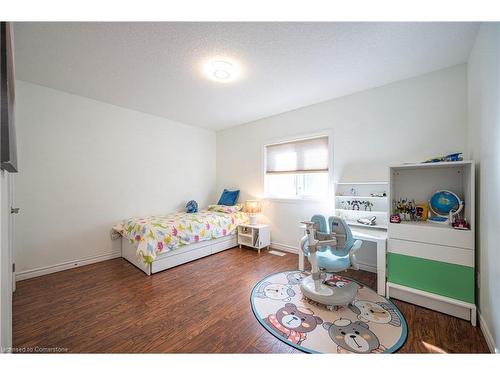 600 Sundew Drive, Waterloo, ON - Indoor Photo Showing Other Room