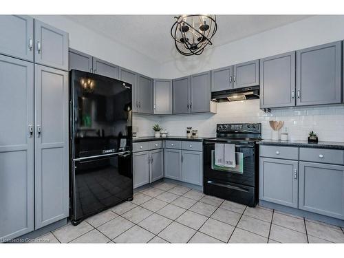 145 Hawkswood Drive, Kitchener, ON - Indoor Photo Showing Kitchen