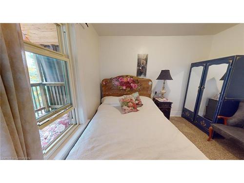 42 Shanley Street, Kitchener, ON - Indoor Photo Showing Bedroom