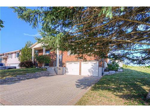 148 Laurentian Drive, Kitchener, ON - Outdoor