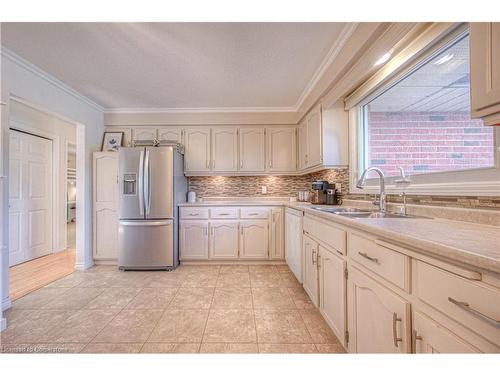 148 Laurentian Drive, Kitchener, ON - Indoor Photo Showing Kitchen With Double Sink