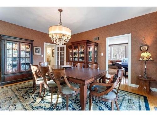 73 Lemon Street, Guelph, ON - Indoor Photo Showing Dining Room