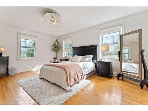 73 Lemon Street, Guelph, ON - Indoor Photo Showing Bedroom