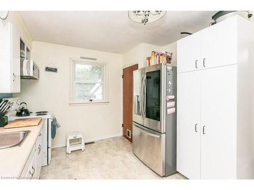 214 Union Street E, Waterloo, ON - Indoor Photo Showing Kitchen