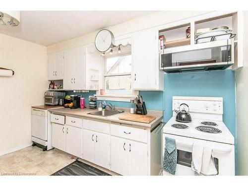 214 Union Street E, Waterloo, ON - Indoor Photo Showing Kitchen