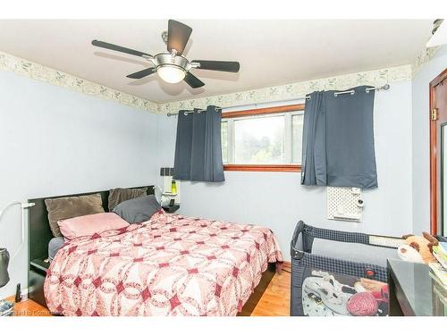 214 Union Street E, Waterloo, ON - Indoor Photo Showing Bedroom