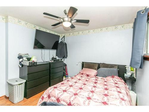 214 Union Street E, Waterloo, ON - Indoor Photo Showing Bedroom