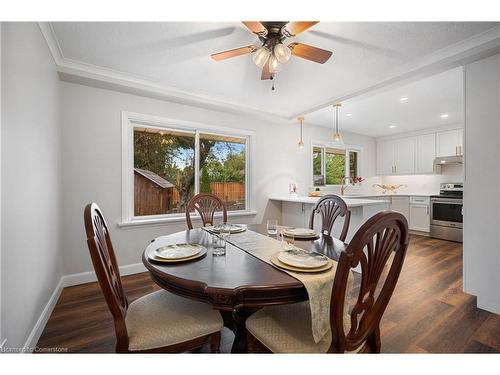 14 Vista Crescent, Kitchener, ON - Indoor Photo Showing Dining Room